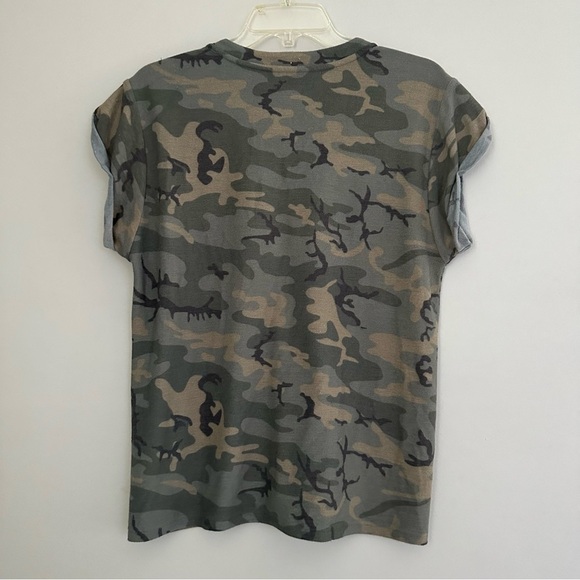Rock & Republic Camouflage Camp Army Lace Up Short Sleeve medium tshirt - Picture 3 of 5